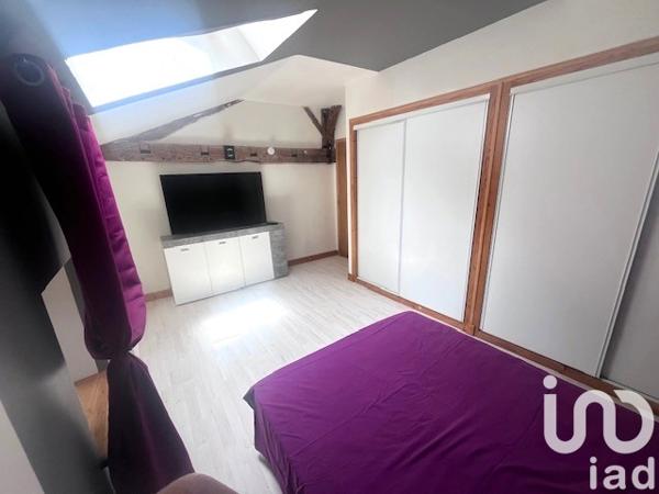 Maison à vendre 6 pièces 157 m² Terres-de-Haute-Charente