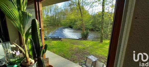 Maison à vendre 6 pièces 157 m² Terres-de-Haute-Charente