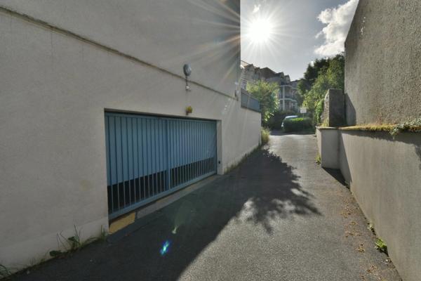 Place de parking intérieure à vendre à LONGJUMEAU (91)