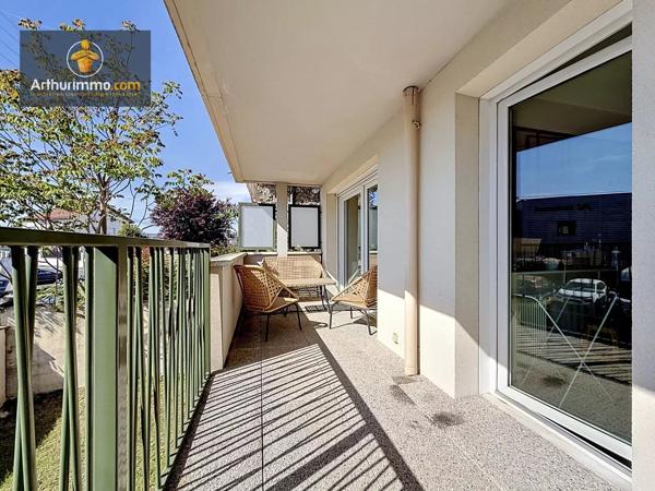 Vente                                                      Appartement
                        
                     3 pièces                      67 m2                     à Eaubonne