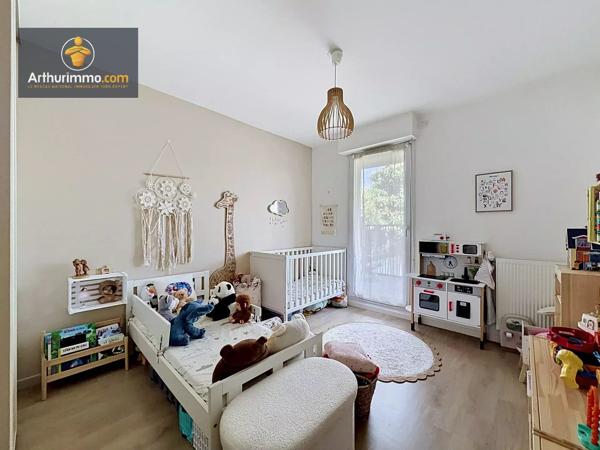 Vente                                                      Appartement
                        
                     3 pièces                      67 m2                     à Eaubonne