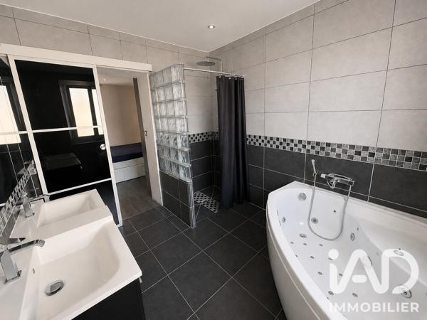 Maison à vendre 7 pièces 182,61 m² Belloy-en-France