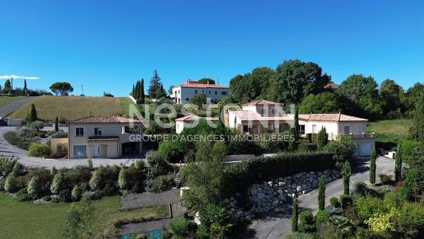 À vendre Villa d'exception de 280 m² avec piscine et vue panoramique à Auch