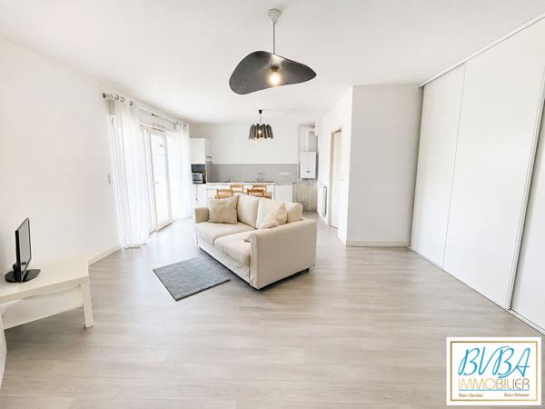 Appartement Orvault 2 pièces - 48.88 m2 - Terrasse - Parking - Proche commodités , Orvault