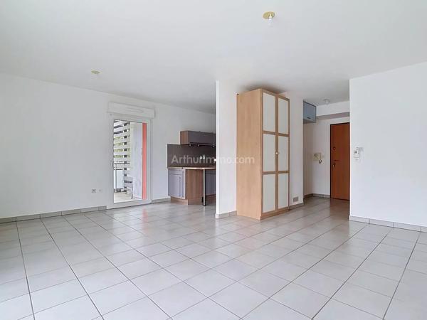 Vente                                                      Appartement
                        
                     3 pièces                      58 m2                     à Colmar