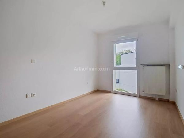 Vente                                                      Appartement
                        
                     3 pièces                      58 m2                     à Colmar