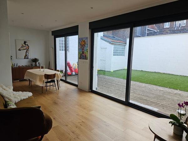 Maison 5 pièces avec garage et jardin DPE C