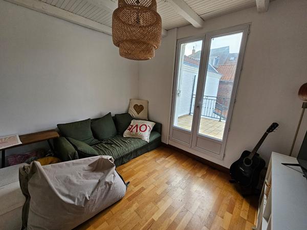 Maison 5 pièces avec garage et jardin DPE C