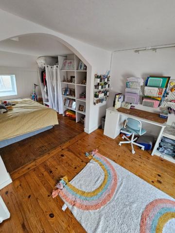 Maison 5 pièces avec garage et jardin DPE C