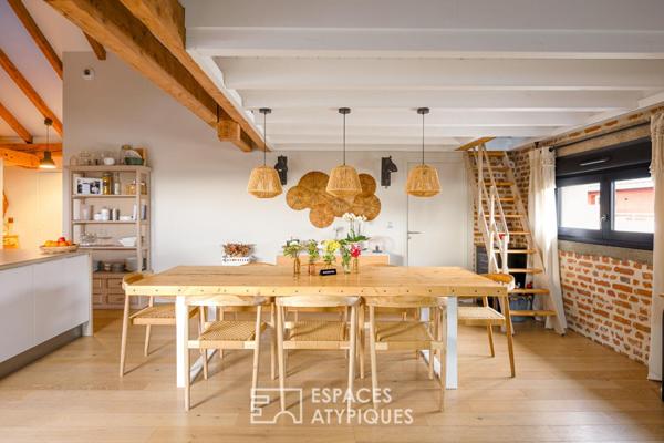 Appartement aux allures de loft sous les toits d’un ancien atelier