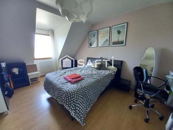 Une maison où chacun peut avoir sa chambre... et où les vacances commencent dans le jardin !
