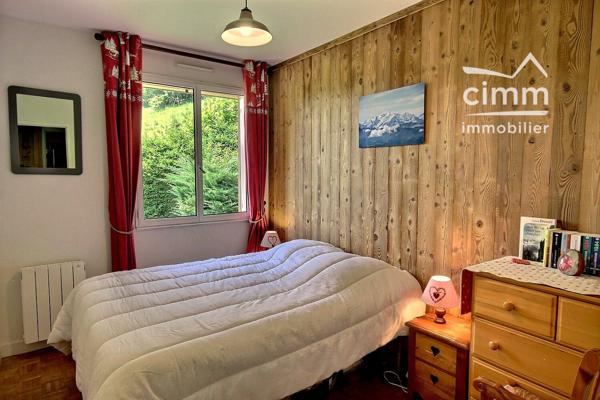 TANINGES (74440) – Chalet avec vue sur les montagnes – 3 chambres – Fort potentiel de rénovation