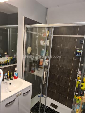 APPARTEMENT 3 PIECES  AVEC JARDIN 104M2