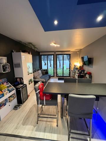 APPARTEMENT 3 PIECES  AVEC JARDIN 104M2