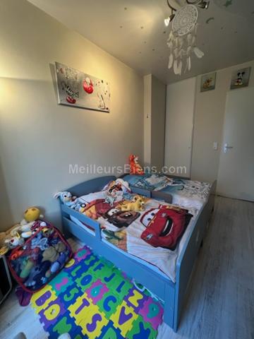 APPARTEMENT 3 PIECES  AVEC JARDIN 104M2