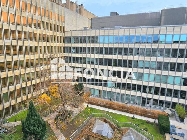 À vendre Studio 52.46 m² - Paris 75017