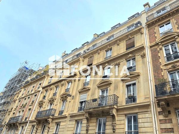 À vendre Studio 52.46 m² - Paris 75017