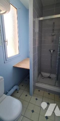 A LA ROCHETTE (77000), venez visiter cette maison d'env. 141m² habitable élevée sur cave en par...