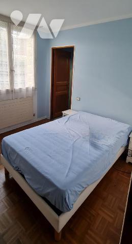 A LA ROCHETTE (77000), venez visiter cette maison d'env. 141m² habitable élevée sur cave en par...