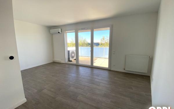 Appartement à vendre    3 pièces •  Monteux