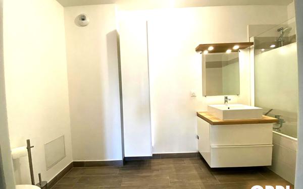 Appartement à vendre    3 pièces •  Monteux