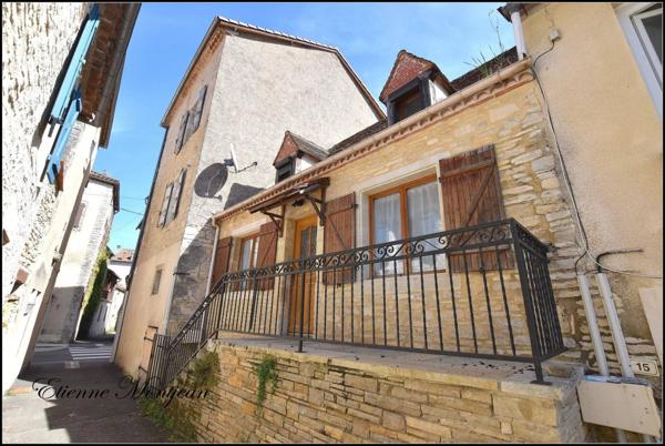 ENSEMBLE IMMOBILIER à Catus, 4 logements, 193 m² habitables, potentiel locatif 11,4 %