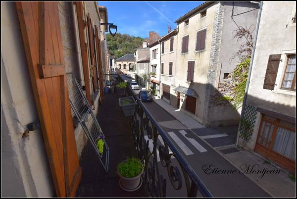 ENSEMBLE IMMOBILIER à Catus, 4 logements, 193 m² habitables, potentiel locatif 11,4 %