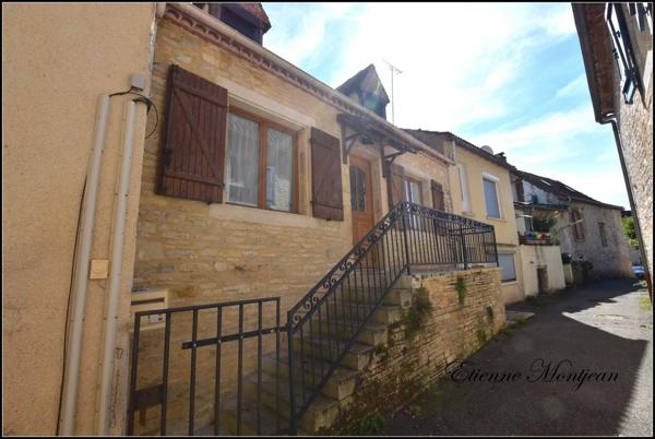 ENSEMBLE IMMOBILIER à Catus, 4 logements, 193 m² habitables, potentiel locatif 11,4 %