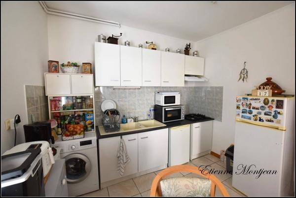 ENSEMBLE IMMOBILIER à Catus, 4 logements, 193 m² habitables, potentiel locatif 11,4 %