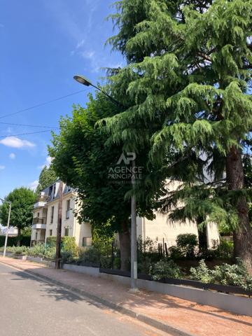 Appartement - Rez de jardin - Petit parc - Terrasse €650 000 ** - Référence 12859