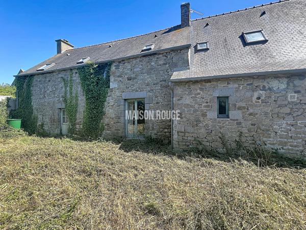 Maison de caractère avec vaste pièce de vie et jardin à Mont-Dol