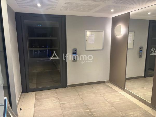 Appartement 5 pièces - limitrophe Les Lilas