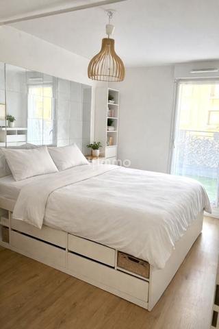 Appartement 5 pièces - limitrophe Les Lilas