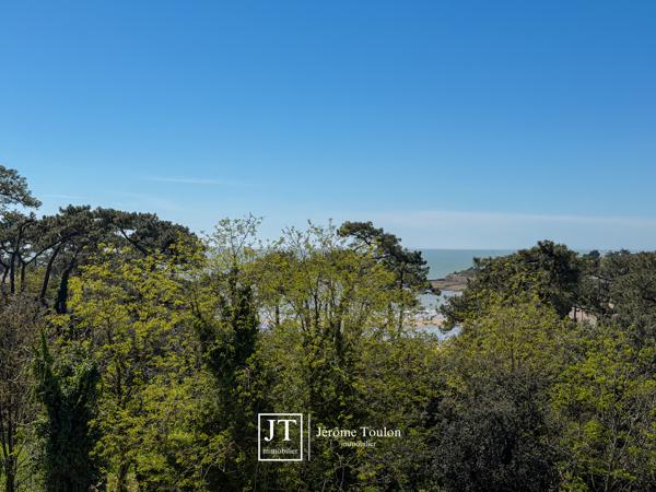 Appartement
                                                                                                                                                                                                                                                                                                                        1 pièce(s)                                                                                                                                                                                                                                                                                                                              32  m²