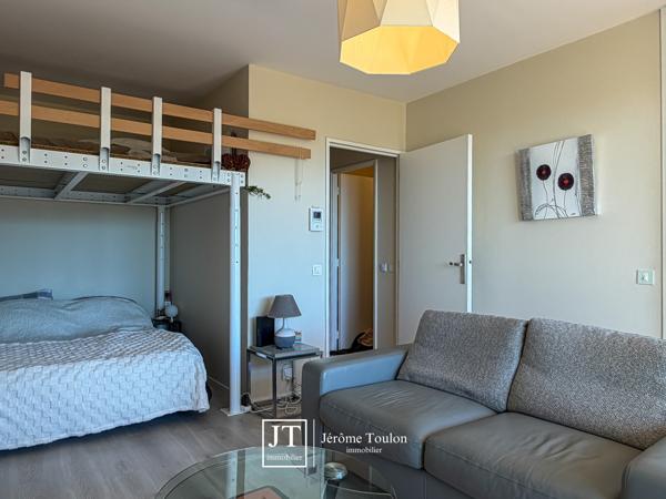 Appartement
                                                                                                                                                                                                                                                                                                                        1 pièce(s)                                                                                                                                                                                                                                                                                                                              32  m²