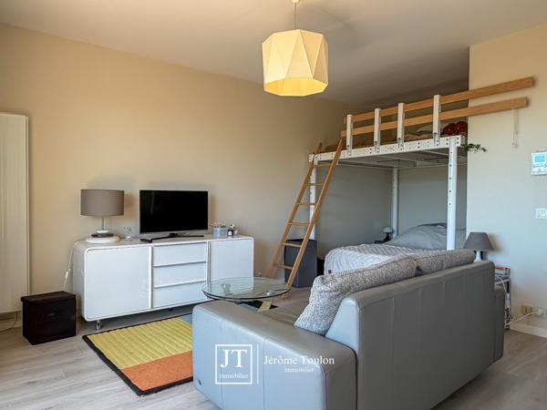 Appartement
                                                                                                                                                                                                                                                                                                                        1 pièce(s)                                                                                                                                                                                                                                                                                                                              32  m²