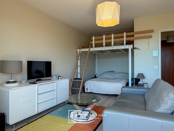 Appartement
                                                                                                                                                                                                                                                                                                                        1 pièce(s)                                                                                                                                                                                                                                                                                                                              32  m²