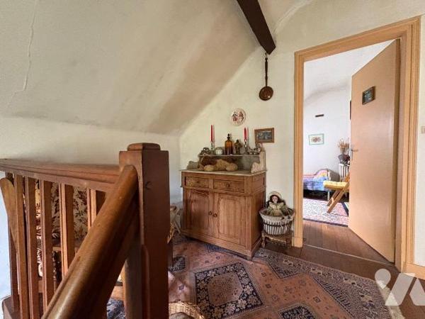 Une maison d'habitation sur sous-sol, située 25 rue Danton à SALBRIS (41300), d'une superficie ...