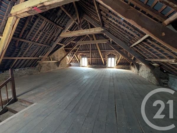 Immeuble à vendre  370 m 2   PLANCOET  - 22