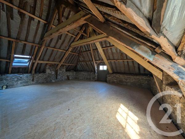 Immeuble à vendre  370 m 2   PLANCOET  - 22