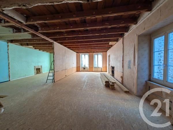 Immeuble à vendre  370 m 2   PLANCOET  - 22