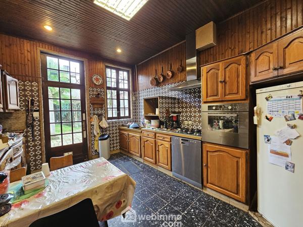 Maison bourgeoise 353 m² à Crépy 02870