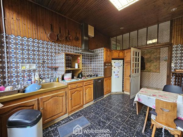 Maison bourgeoise 353 m² à Crépy 02870