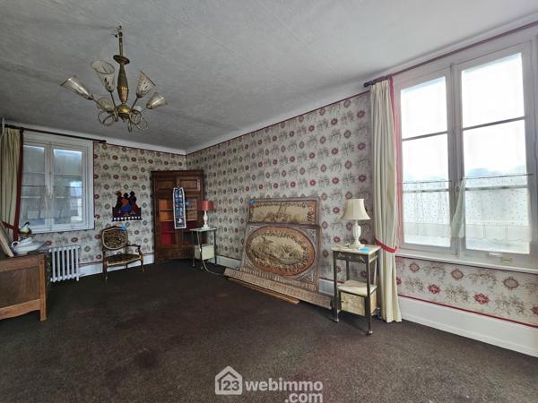 Maison bourgeoise 353 m² à Crépy 02870