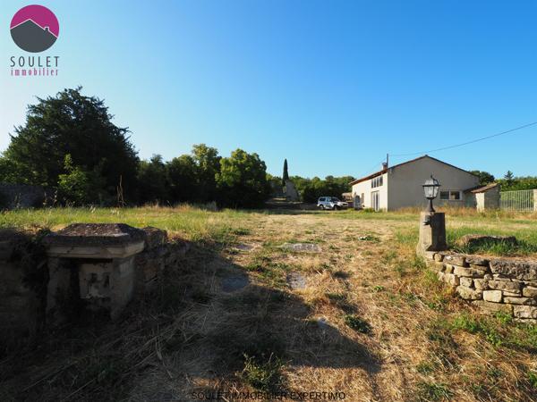 Pernes-les-Fontaines (84210) Ancienne demeure des Papes sur 2 ha