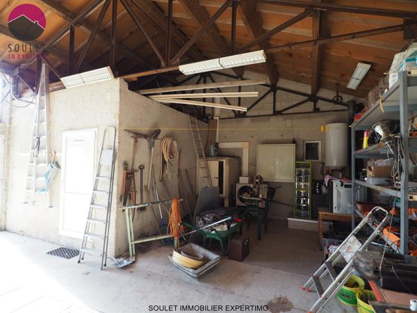 Pernes-les-Fontaines (84210) Ancienne demeure des Papes sur 2 ha