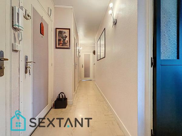Appartement 87m2, 3 chambres et garage.