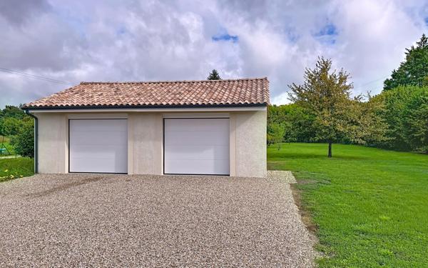 Maison à vendre    4 pièces •  Saint-Germain-et-Mons