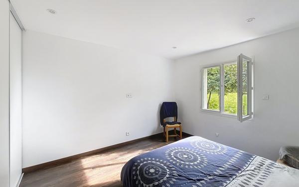 Maison à vendre    4 pièces •  Saint-Germain-et-Mons