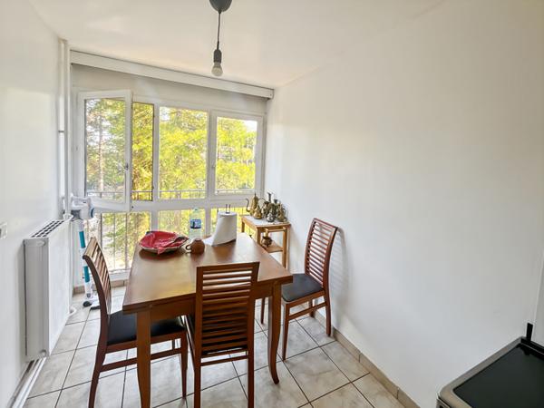 Appartement Les Mureaux 3 pièce(s) 62 m2